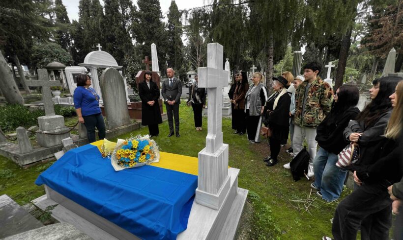 У Стамбулі вшанували памʼять про представника екзильного уряду УНР Володимира Мурського У Стамбулі вшанували памʼять про представника екзильного уряду УНР Володимира Мурського